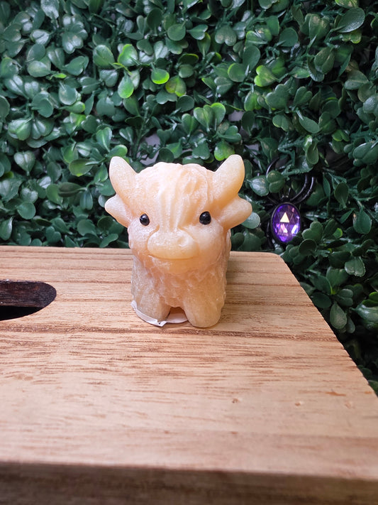 Orange Calcite Highland Cow (Medium)